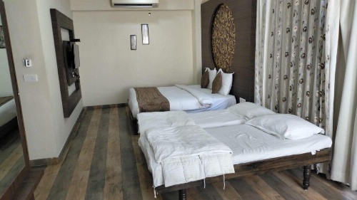 Hotel Narayan Inn image 35